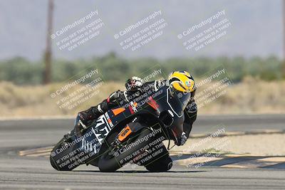 media/Oct-13-2025-Moto Forza (Mon) [[a66d839500]]/2-A Group/Session 3 (Turn 16)/